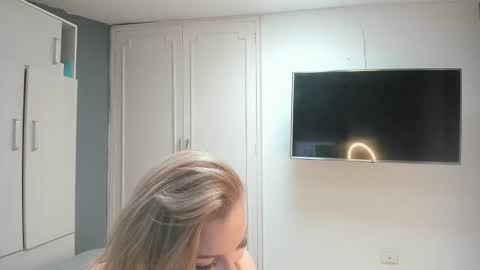 taniabonnet  online show from 03.27.26