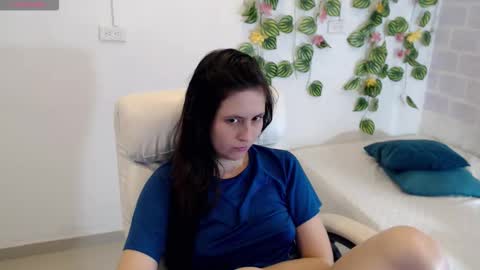 Tania  online show from 11.21.25