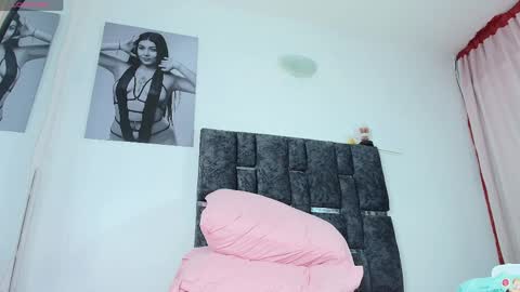 Tania online show from 04.14.26