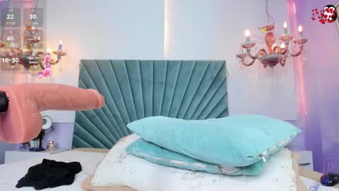 Tania online show from 10.18.25