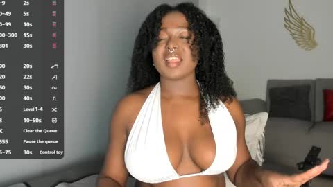 Snapshot of tanishaaevans chatting on 05.26.26 Tanisha online show from 05.26.26