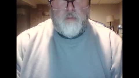 Snapshot of tank106 chatting on 03.19.26 tank106 online show from 03.19.26