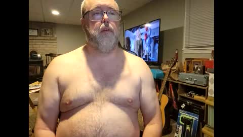 Snapshot of tank106 chatting on 05.06.26 tank106 online show from 05.06.26