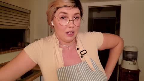 Lilith Eden  sometimes Eve online show from 11.27.25