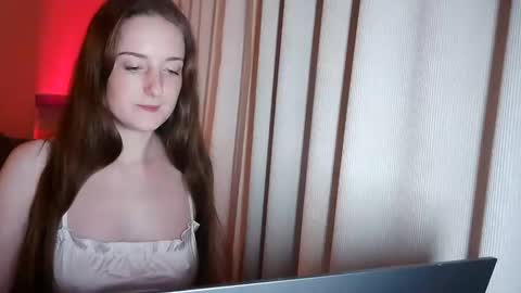 Snapshot of tanywish chatting on 03.08.25 Tanya Chudo online show from 03.08.25