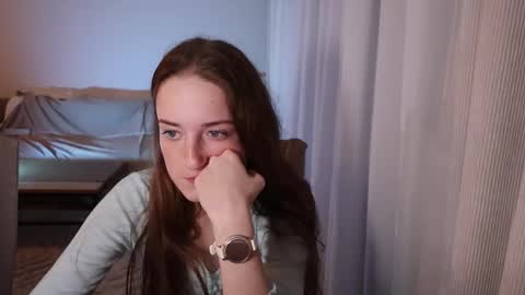 Snapshot of tanywish chatting on 11.19.25 Tanya Chudo online show from 11.19.25