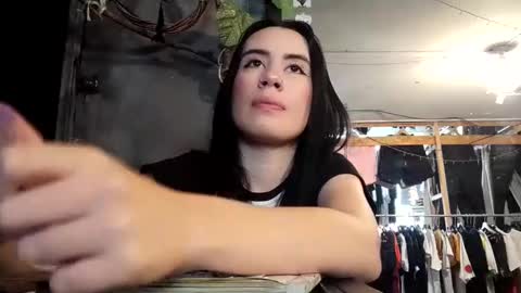 Snapshot of tara_joi chatting on 12.03.24 Tara online show from 12.03.24