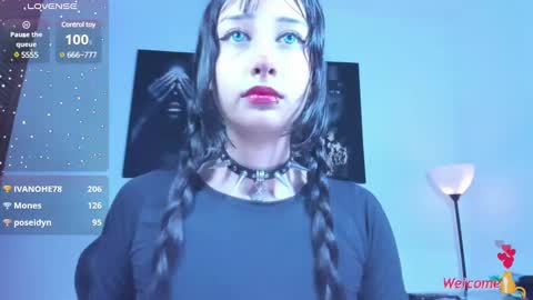 xemy Please help me to reach 1000 thumbs up online show from 12.03.24