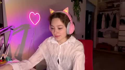 Snapshot of tashajovich chatting on 02.15.26 Darlin online show from 02.15.26