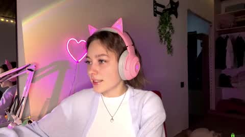 Snapshot of tashajovich chatting on 02.16.26 Darlin online show from 02.16.26