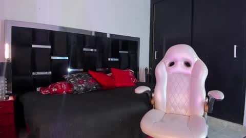 tashasant online show from 11.10.25