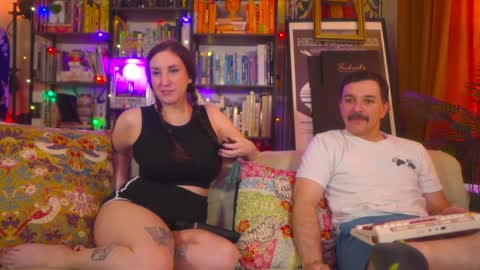 Snapshot of task_manager chatting on 11.15.25 Vivian Clark online show from 11.15.25