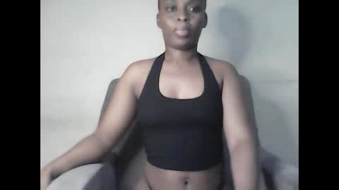 Snapshot of tastecream chatting on 09.18.25 tastecream online show from 09.18.25