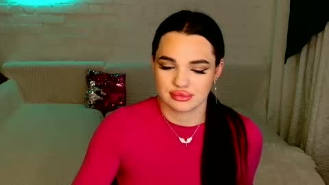 Snapshot of tasty_babyy chatting on 12.11.24 tasty_babyy online show from 12.11.24