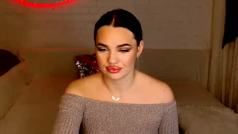 Snapshot of tasty_babyy chatting on 12.22.24 tasty_babyy online show from 12.22.24