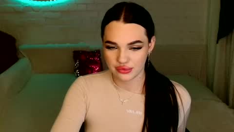 Snapshot of tasty_babyy chatting on 02.10.25 tasty_babyy online show from 02.10.25