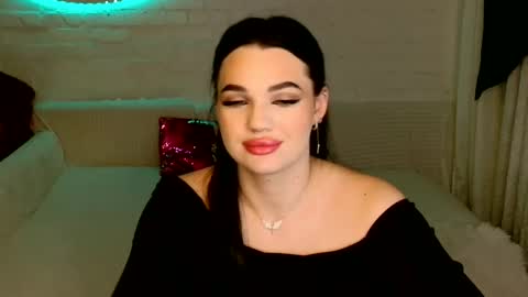 Snapshot of tasty_babyy chatting on 02.14.25 tasty_babyy online show from 02.14.25