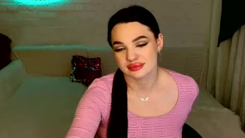 Snapshot of tasty_babyy chatting on 02.18.25 tasty_babyy online show from 02.18.25