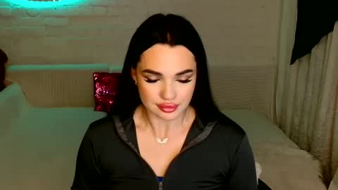 Snapshot of tasty_babyy chatting on 03.10.25 tasty_babyy online show from 03.10.25