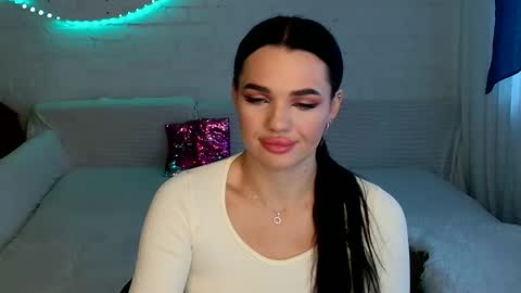 Snapshot of tasty_babyy chatting on 10.23.25 tasty_babyy online show from 10.23.25