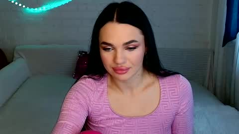 Snapshot of tasty_babyy chatting on 10.28.25 tasty_babyy online show from 10.28.25