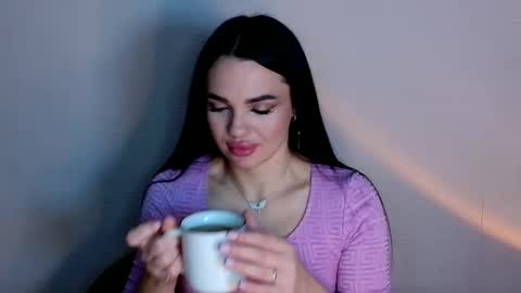 Snapshot of tasty_babyy chatting on 11.14.25 tasty_babyy online show from 11.14.25