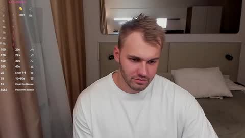 Snapshot of tasty_justin chatting on 01.05.25 My shows 2100500 UTC3 online show from 01.05.25