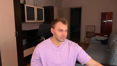 My shows 2100500 UTC3 online show from 01.11.26