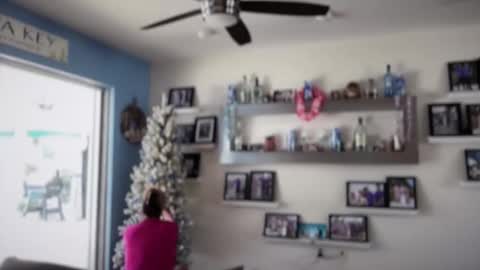 Snapshot of tastycupcake69 chatting on 11.20.25 veronicabrian online show from 11.20.25