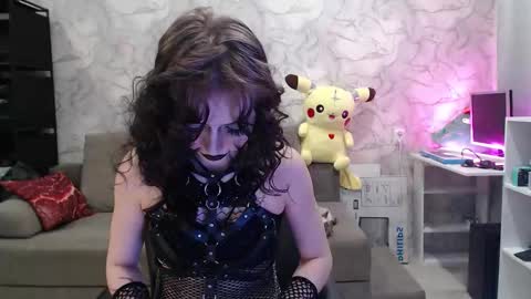 tata__goth_ online show from 02.12.26