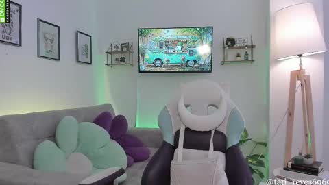 Tatiana --- Schedule Monday to Sundays 800  to 200  UTC-5 online show from 03.15.26