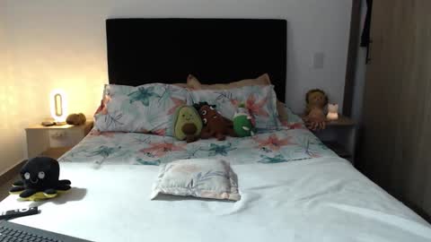 tatiana_monteros online show from 04.16.26