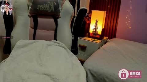 i am tatiana  online show from 11.24.25