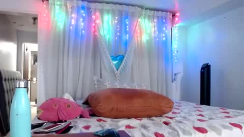 Snapshot of tatianagiraldo12 chatting on 02.22.25 tatiana giraldo online show from 02.22.25