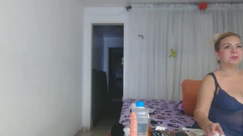 Snapshot of tatianagiraldo12 chatting on 04.12.26 tatiana giraldo online show from 04.12.26