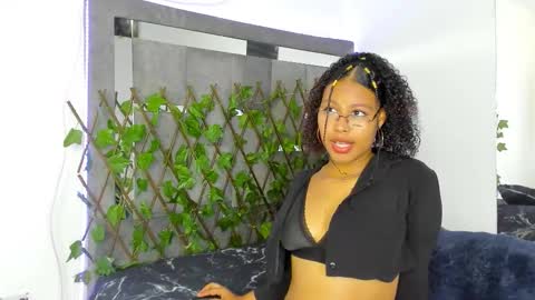 Snapshot of tatianasquirthot chatting on 03.23.26 tatianasquirthot online show from 03.23.26