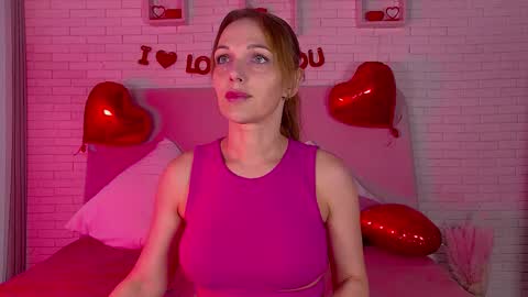 Snapshot of tatibugati chatting on 02.12.26 TatiBugati online show from 02.12.26