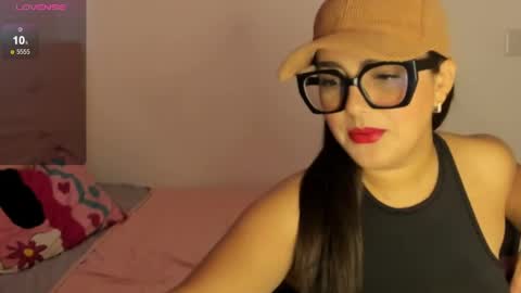 Tatiss online show from 04.21.26