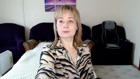 Snapshot of tattease chatting on 03.07.26 Tattease online show from 03.07.26