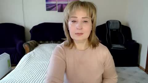 Snapshot of tattease chatting on 04.01.26 Tattease online show from 04.01.26