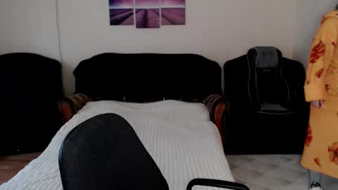 Snapshot of tattease chatting on 04.08.26 Tattease online show from 04.08.26