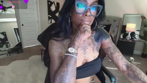 Tatted Queen online show from 03.18.26