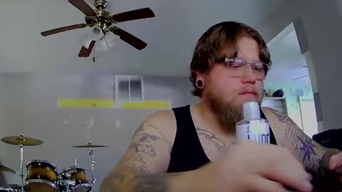 Snapshot of tattedbiker69 chatting on 02.10.26 tattedbiker69 online show from 02.10.26