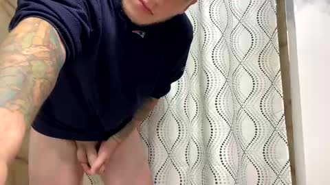 Snapshot of tattedhubs5 chatting on 10.12.25 tattedhubs5 online show from 10.12.25