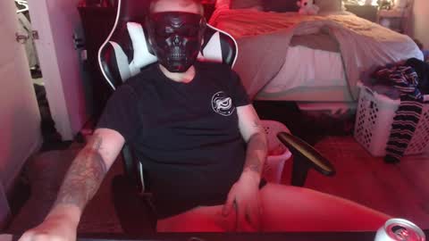 Snapshot of tattedhubs5 chatting on 10.14.25 tattedhubs5 online show from 10.14.25