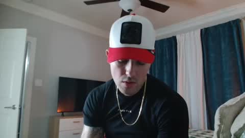 Snapshot of tattedlatino1 chatting on 12.18.24 tattedlatino1 online show from 12.18.24