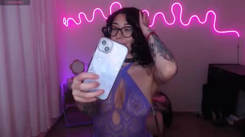 High Mami  online show from 01.15.26