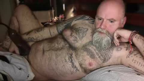 Tattooeddilf 01 online show from 11.03.25