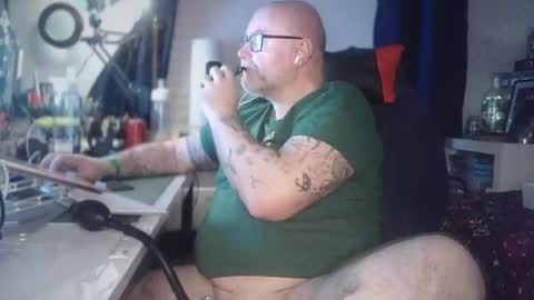 Snapshot of tattooeddilf01 chatting on 04.27.26 Tattooeddilf 01 online show from 04.27.26