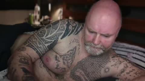 Snapshot of tattooeddilf01 chatting on 05.01.26 Tattooeddilf 01 online show from 05.01.26